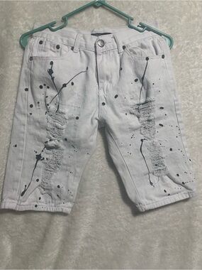 White Distressed Paint-Splatter Men’s Jean Shorts